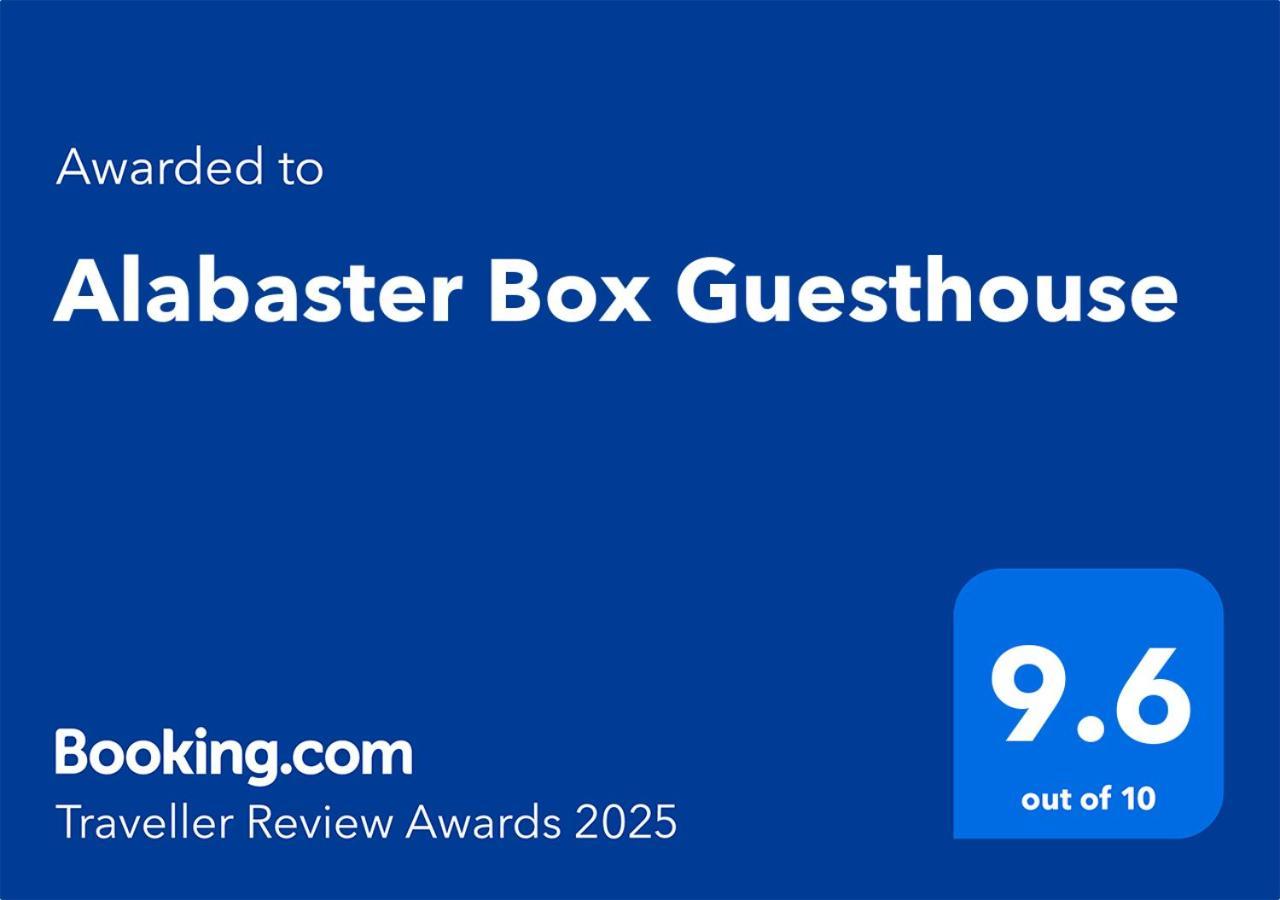 Alabaster Box Guesthouse Langebaan Eksteriør bilde